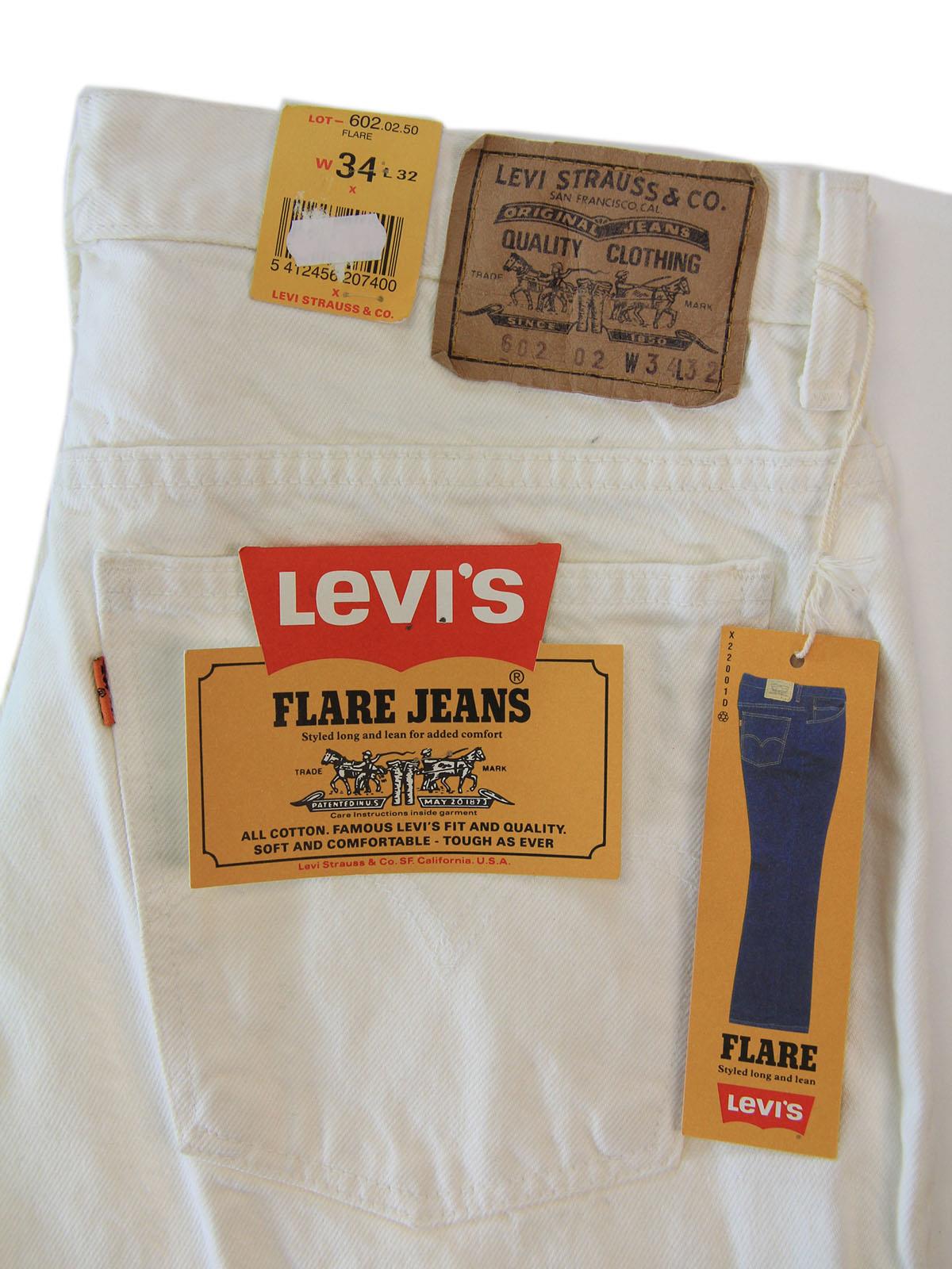 LEVI'S 602 Flare Jeans