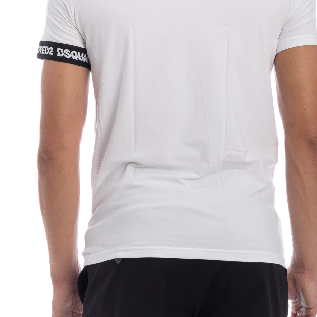 Dsquared2 T-shirt D9M203190