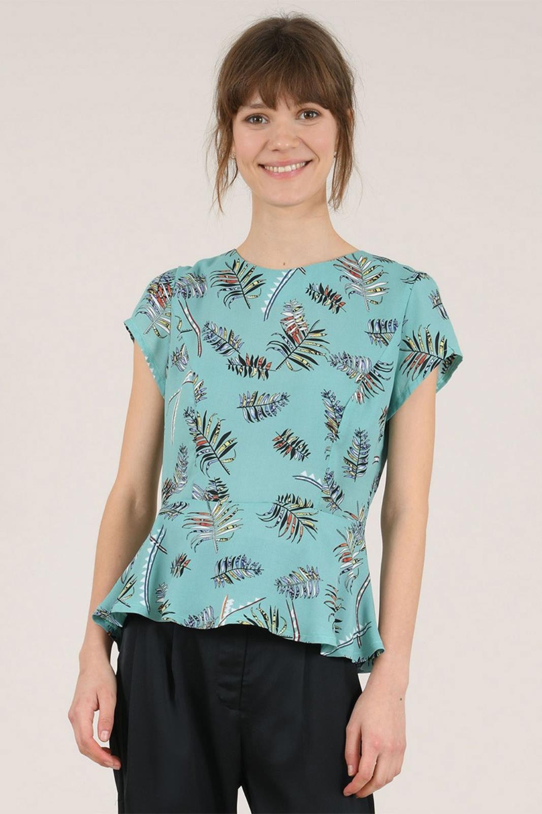 Molly Bracken R1485e20