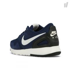 NIKE 866069 400