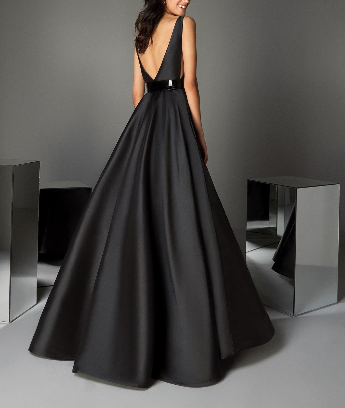 Abito Principessa Lungo In Mikado Pronovias | Mary B