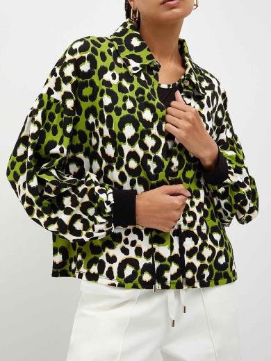 sweatshirt with buttons