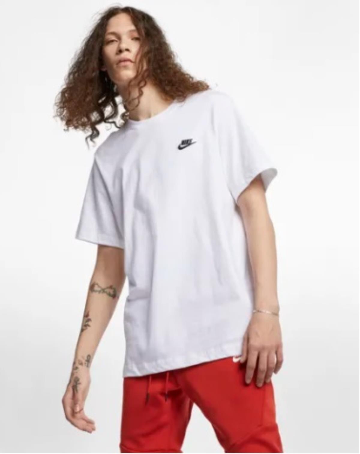 ar4997 nike