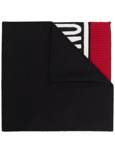 Cappelli e Sciarpe