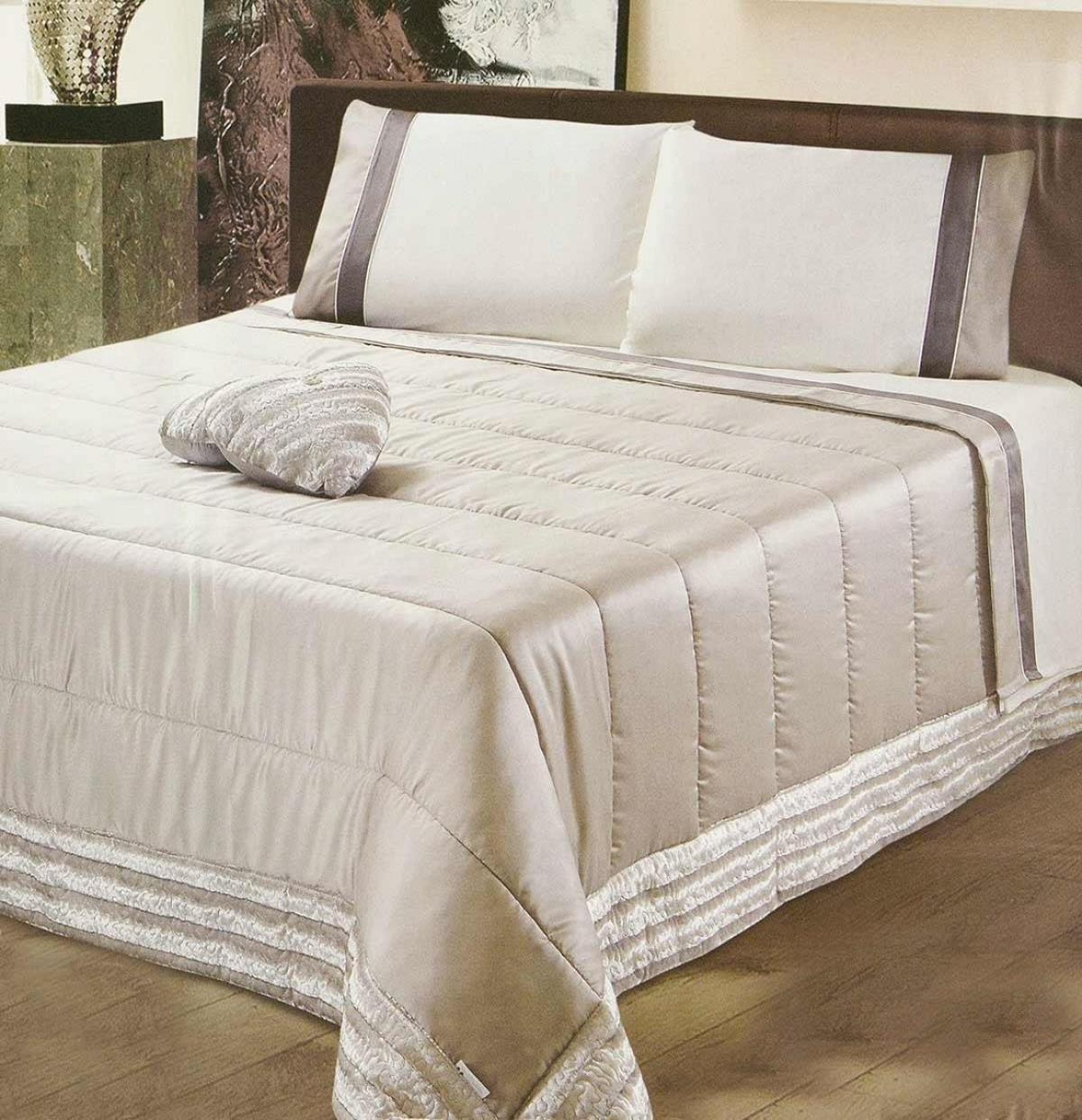 Trapunta Matrimoniale Carezze Di Renato Balestra - 